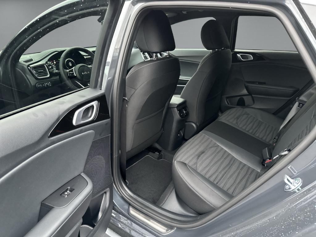 Kia ProCeed GT-Line 140PS NAV+CAM+SITZH+ NP: 38.080,