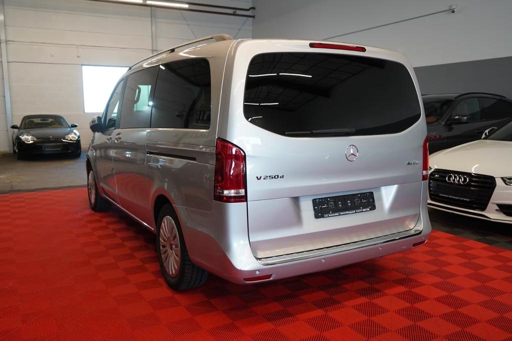 Mercedes-Benz V 250