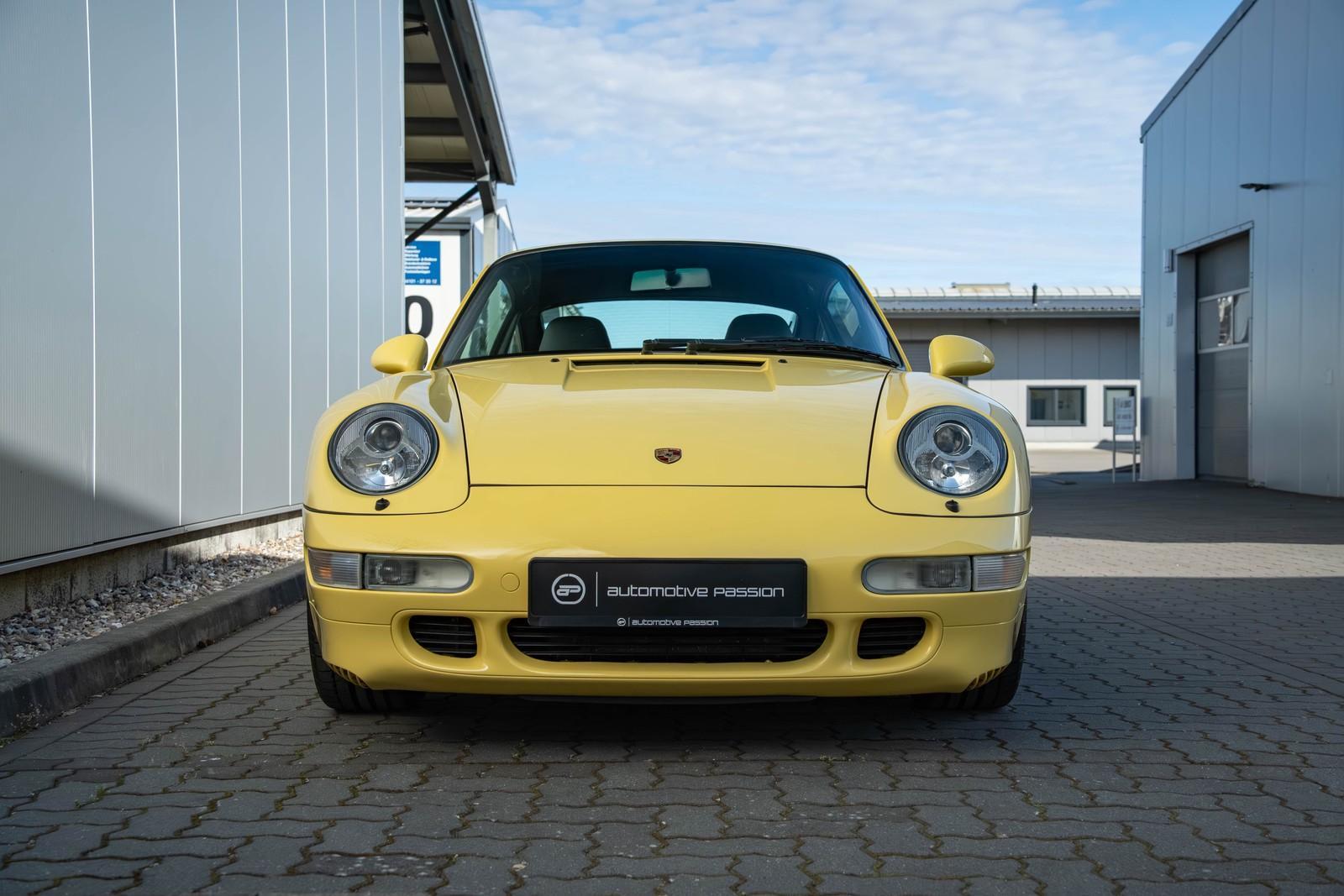 Porsche 911/993 Carrera 4S *pastellgelb*26.225km*German 