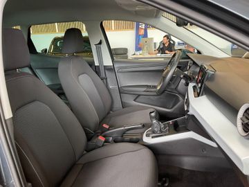 Seat Arona Style *1.HAND*LED*SPURASSIST*PDC*SZHZ*