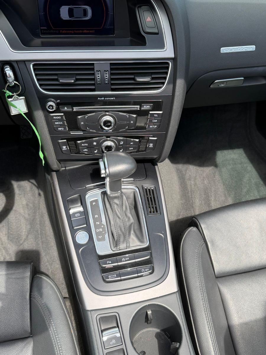 Fahrzeugabbildung Audi A5 Cabriolet 2.0 TFSI quattro S Line