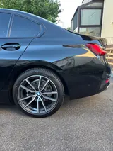 BMW 318i 2.0 Sport Line Automatik BMW Garantie - BMW mit Benzin-Antrieb: Limousine, 3.0
