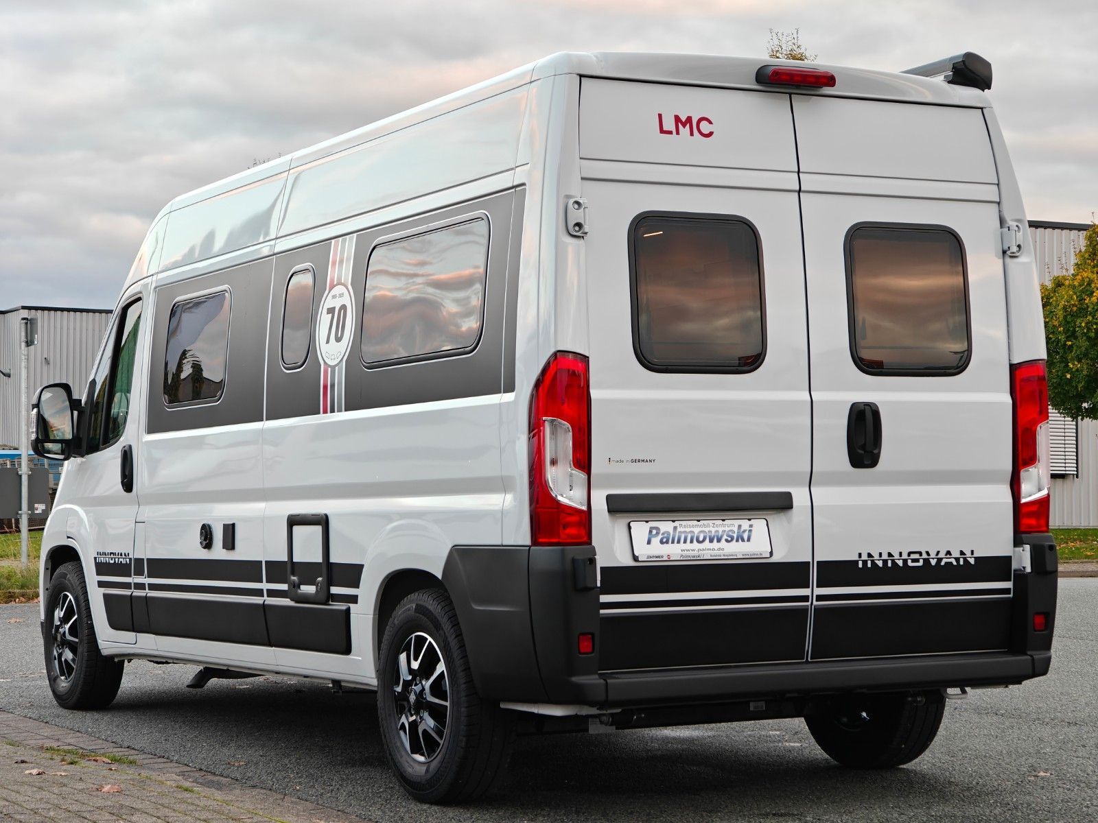 Fahrzeugabbildung LMC Innovan 600 - 603 70 Jahre Modell - SALE! -