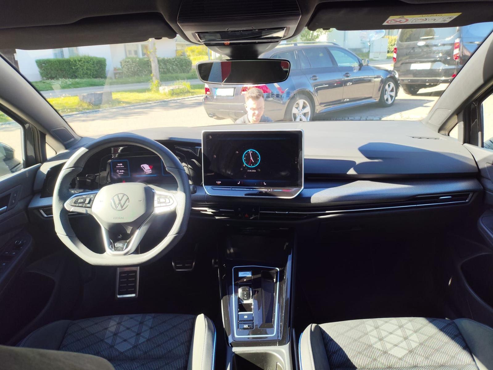 Volkswagen Golf Variant 1.5 eTSI DSG R-Line App SHZ LHZ ACC, миниатюра 8