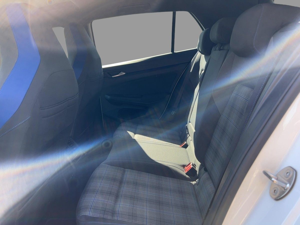 Volkswagen Golf - Bild 10