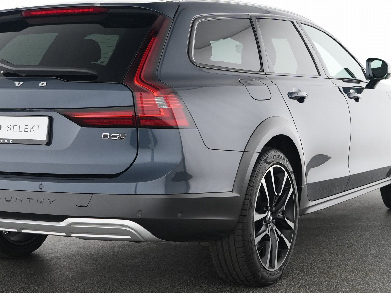 Volvo V90 CC Ultimate / B&W / Massage/ AHK/ Standheiz foto 6