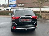 Mitsubishi Outlander SUV-Star+ 4WD/Kamera-Navi/Autom/AHK - Mitsubishi in Wuppertal