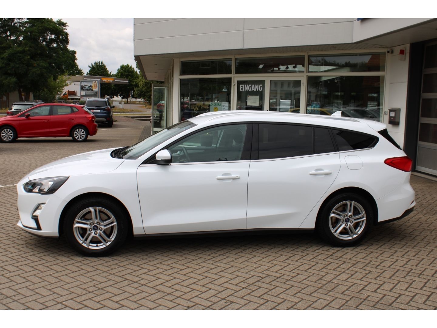 FORD Focus Turnier Cool&Connect 1.0 EcoBoost Navi AHK - Image 2