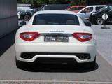 Maserati Granturismo Servicehistorie / Aut. / Leder / PDC - Maserati Granturismo Benzin Gebrauchtwagen
