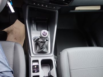 Bild 19 Ford Transit Connect Trend L1 Kasten Kurvenlicht PDC