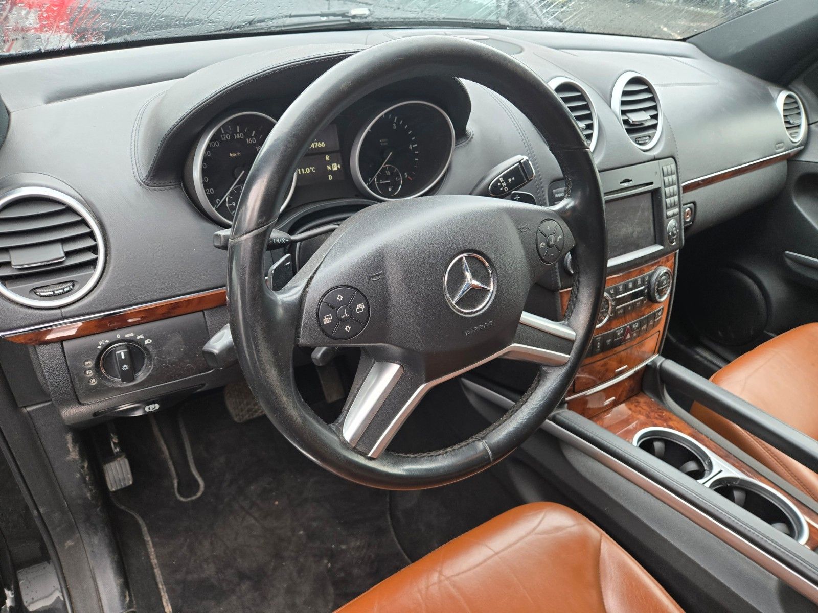 Fahrzeugabbildung Mercedes-Benz ML 350 ML -BlueTec 4Matic*designo