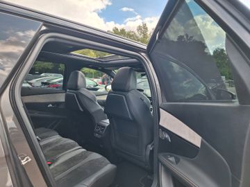 Peugeot 5008 - 8