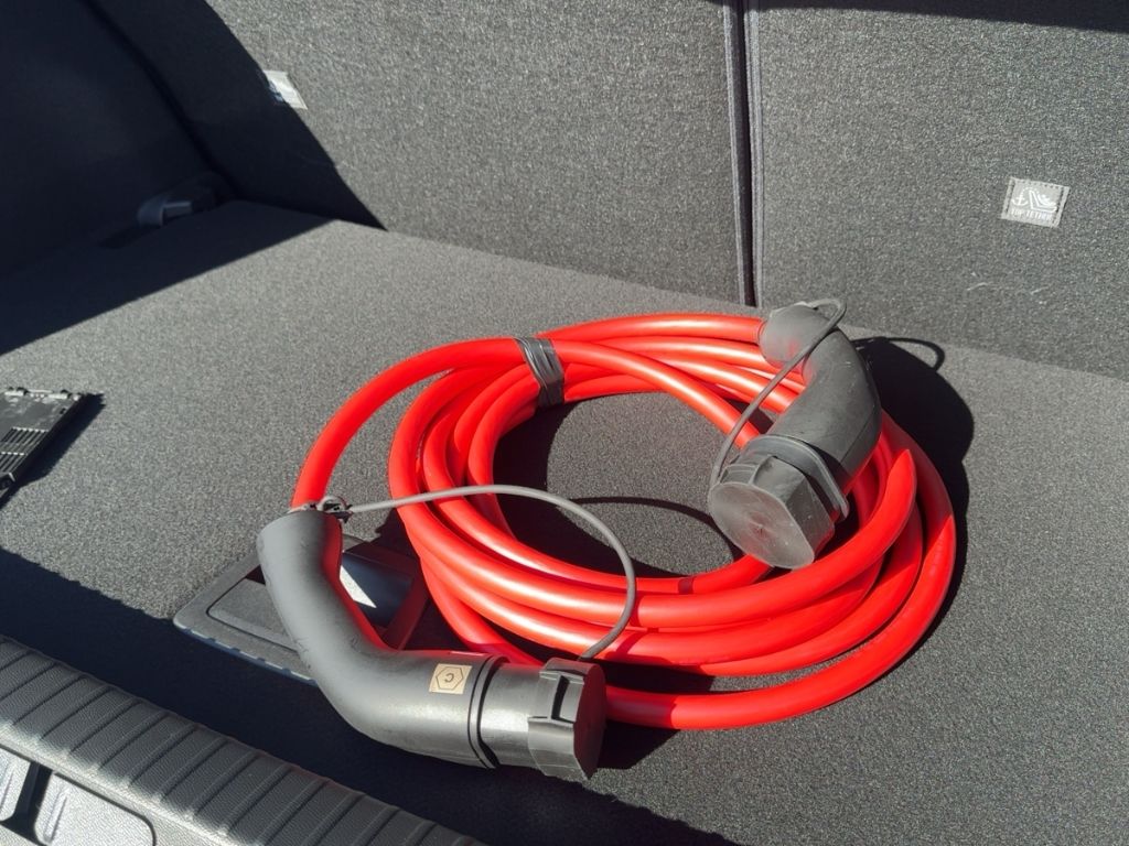 Fahrzeugabbildung Opel Mokka GSE, LHZ, SHZ, Navi, SONDERMODELL