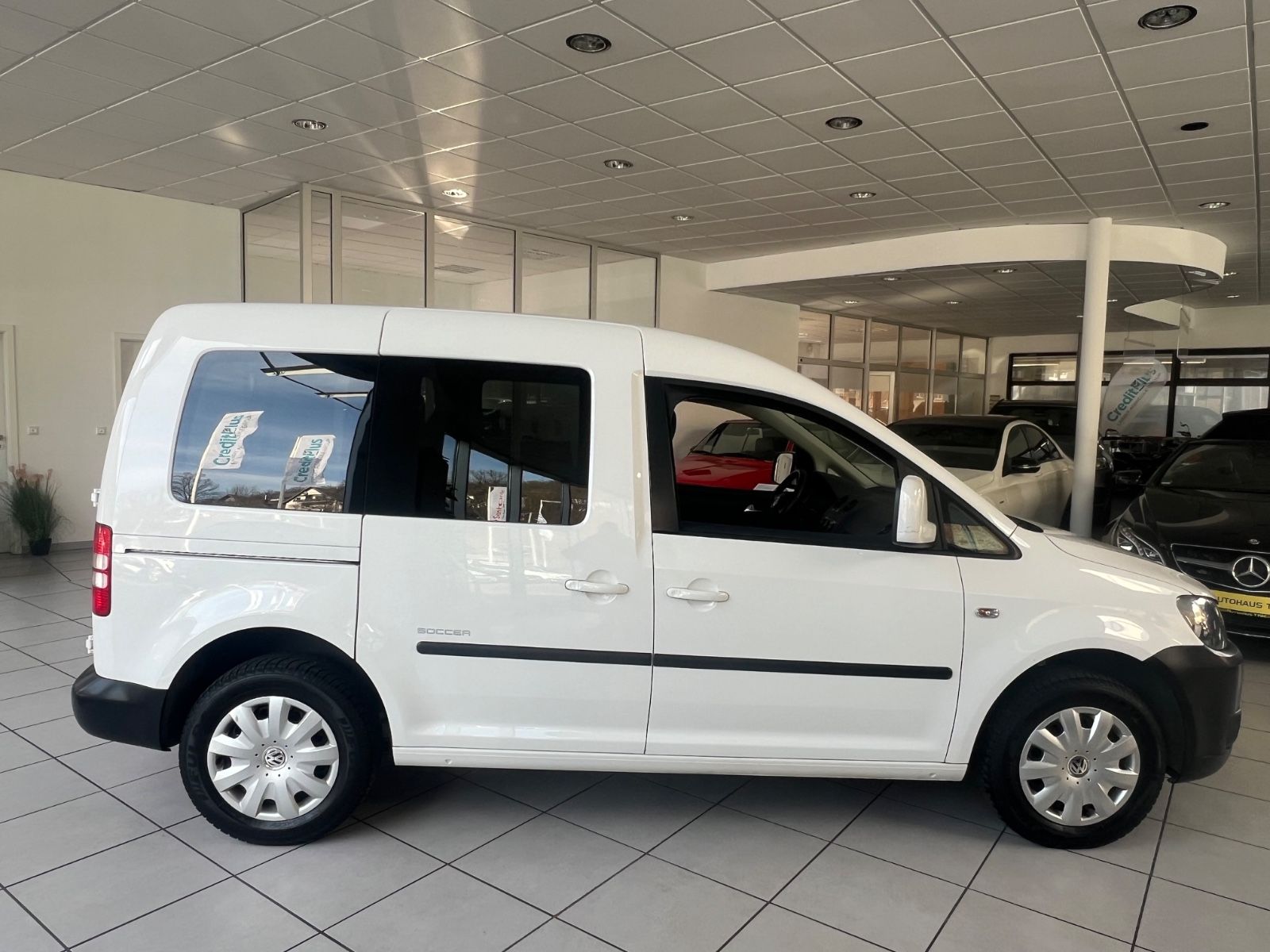Fahrzeugabbildung Volkswagen Caddy Kombi Soccer