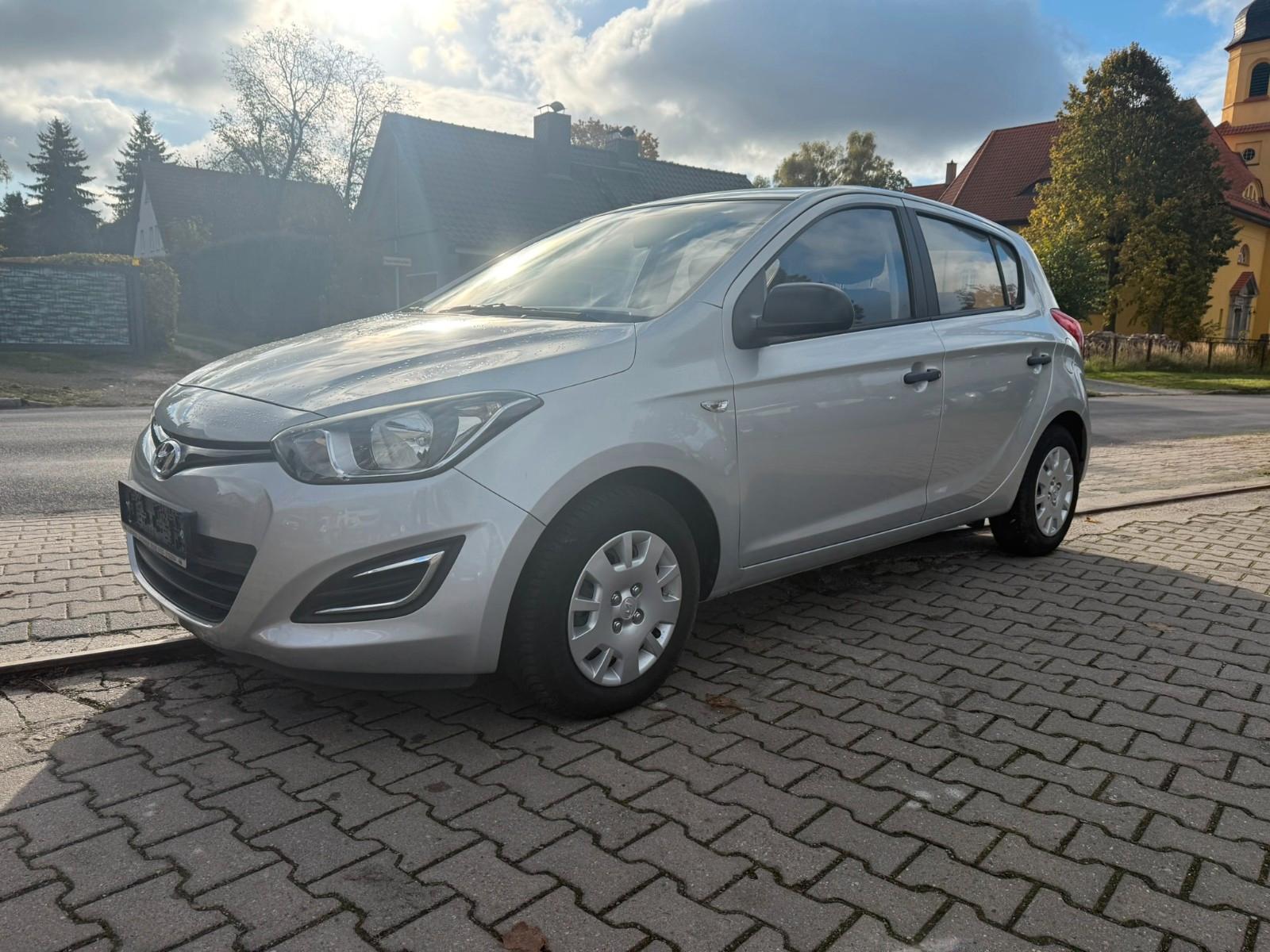 Hyundai i20 1.2 KLIMA*ALLWETTER