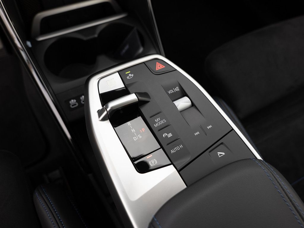 BMW 216 Active Tourer - Bild 26