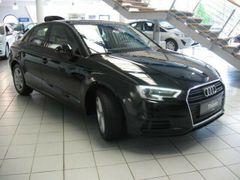 Fahrzeugabbildung Audi A3 Lim. 1.5 TFSI S-TRONIC NAVI/SHZ/TEMP./XENON