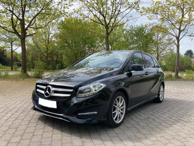 MERCEDES-BENZ B 180