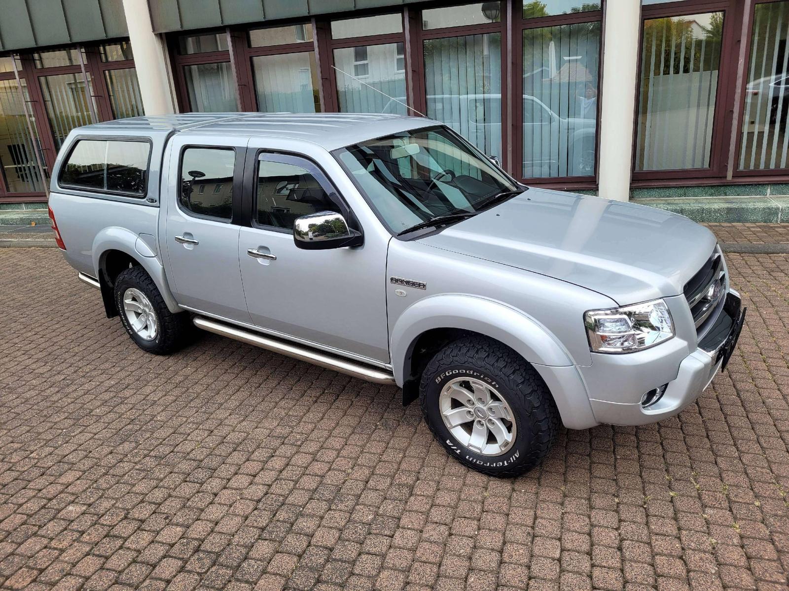 FORD RANGER - XLT - 143 CV - 4X4 - BVM - ATTELAGE FIXE