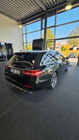 Mercedes-Benz E 300 de 4MATIC 2xAMG MBEAM Burm 360 Garantie - Mercedes-Benz E 300 in Nürnberg