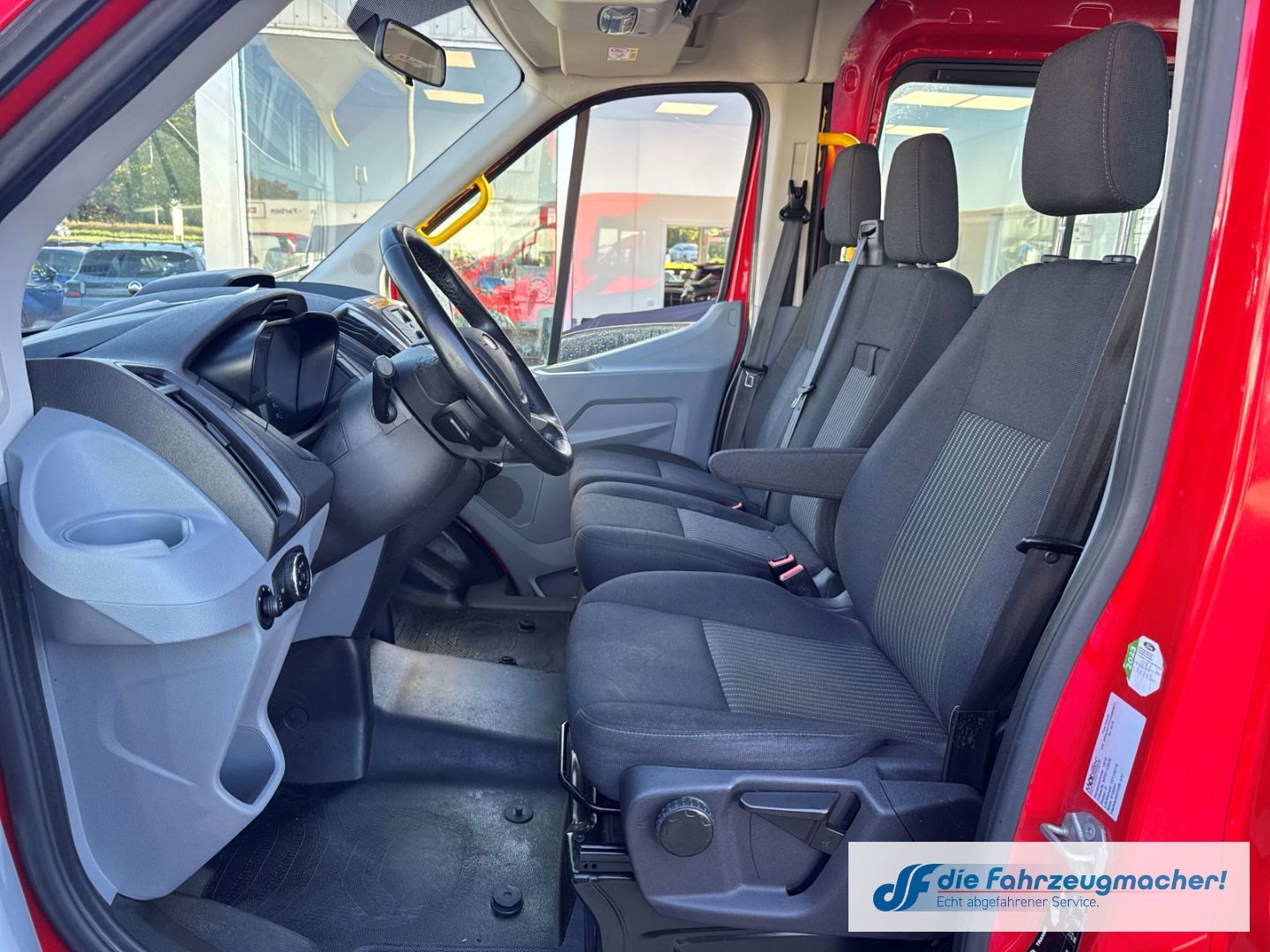 Fahrzeugabbildung Ford Transit Kombi 350 L3 Trend Temp *2641