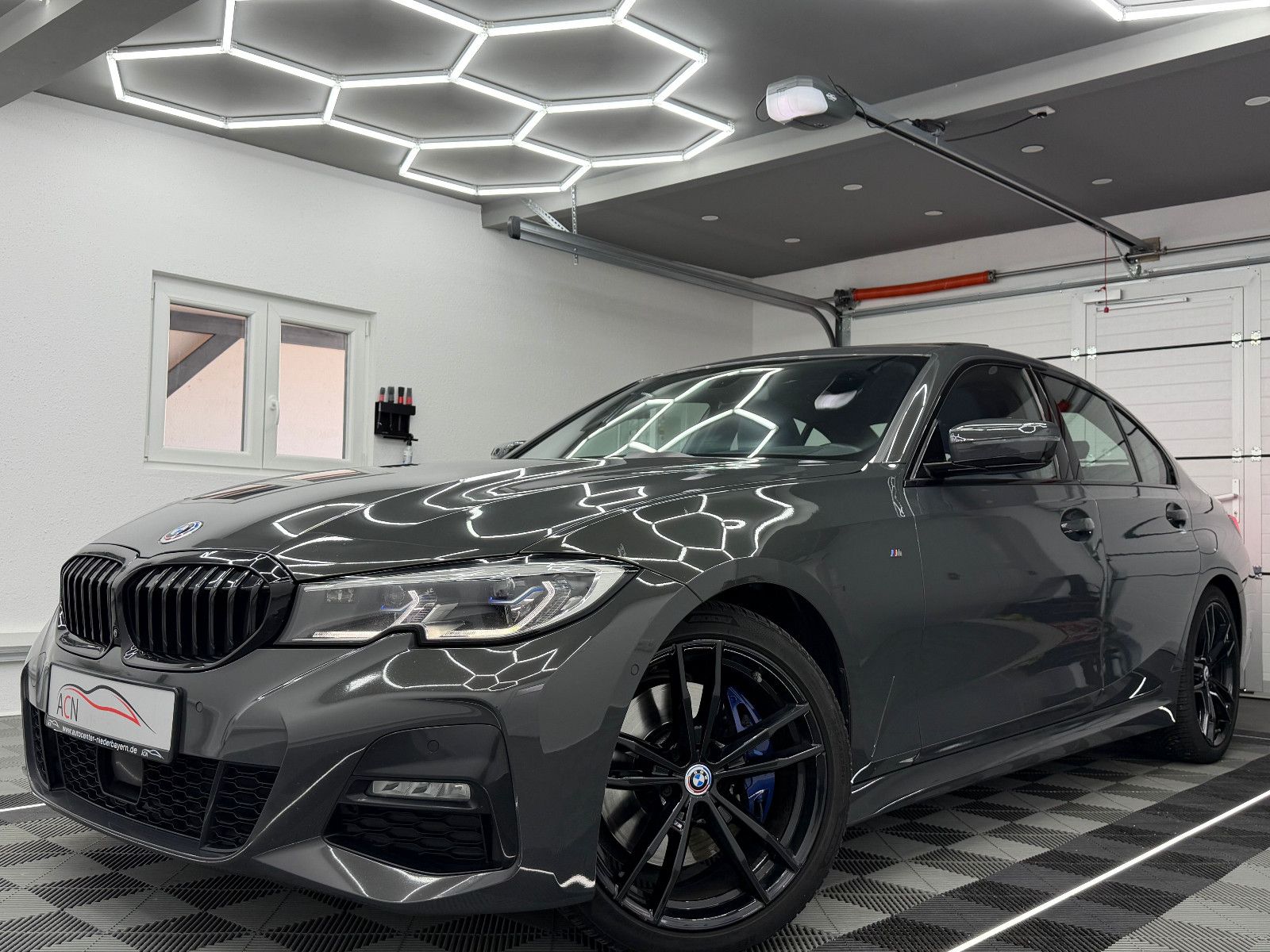 Fahrzeugabbildung BMW 330 d xDrive M SPORT/360*/ACC/HuD/LASER/DE FZG