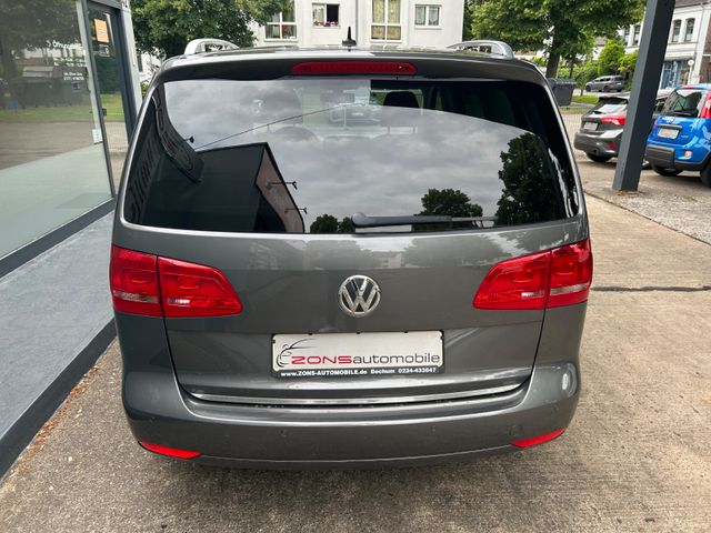 Fahrzeugabbildung Volkswagen Touran Highline DSG+NaviZB+SHZ+Allwetter+PDC+