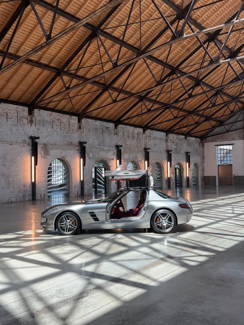 Fahrzeugabbildung Mercedes-Benz SLS AMG Alubeam/Keramik/Dt. Erstauslieferung