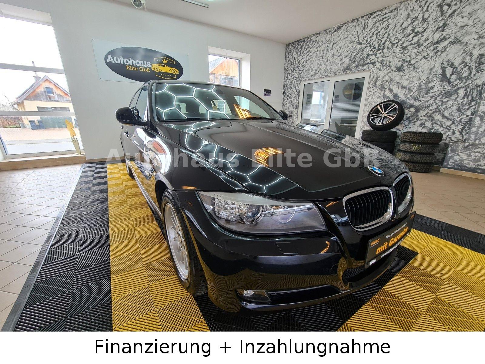 BMW 320 i Touring*Navi*XENON*PANORAMA*PDC***