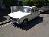 Peugeot 204 - Peugeot 204