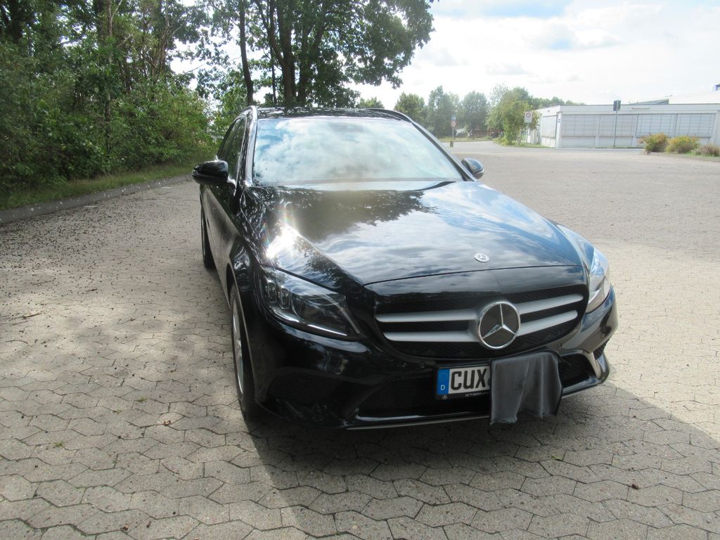 Image of Mercedes-Benz C 180