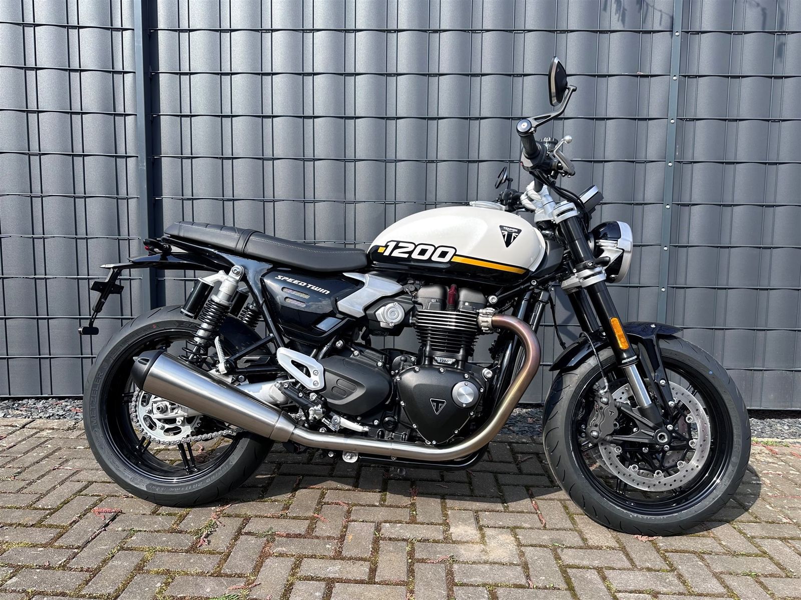 Fahrzeugabbildung Triumph Speed Twin 1200