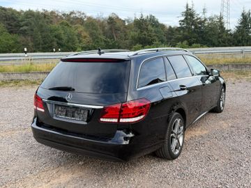 Mercedes E 220 - 10