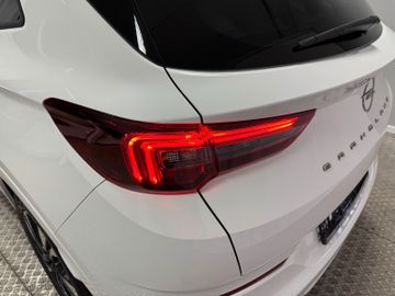 Opel Grandland 1.5 AT Elegance AHK Matrix Kamera
