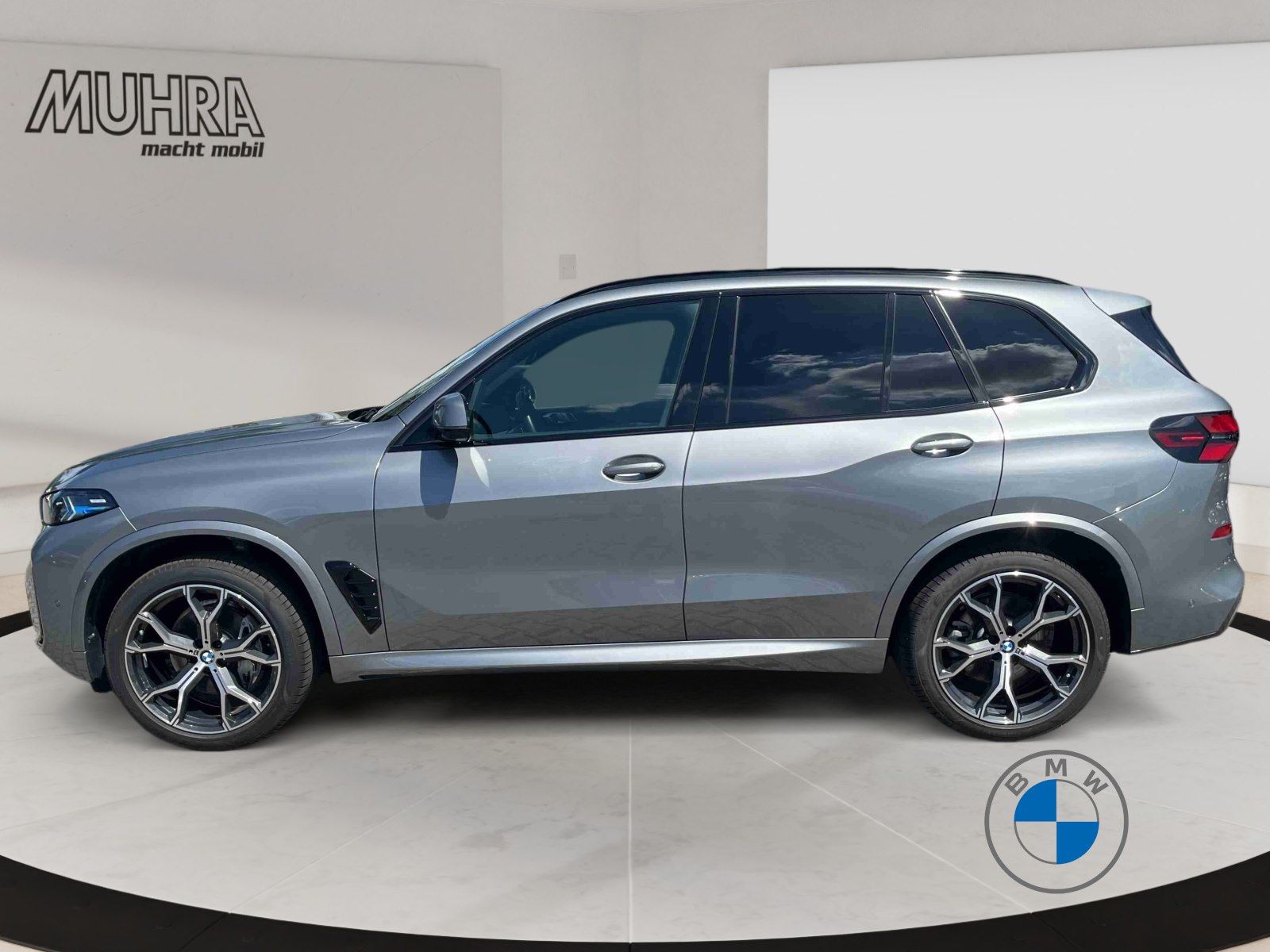 BMW X5 xDrive30d M Sport 21 AHK Pano Standhzg foto 3