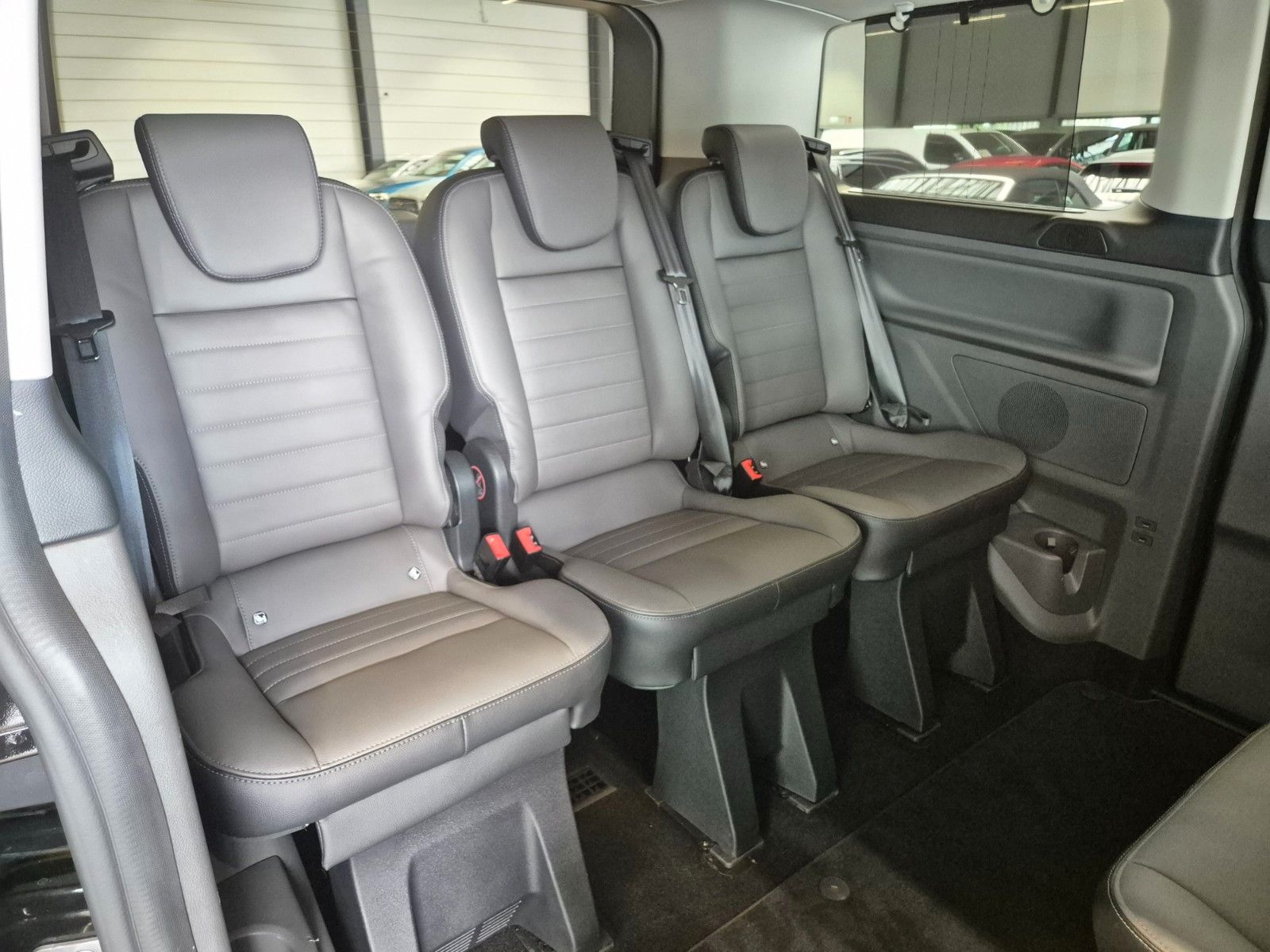 Ford TOURNEO CUSTOM L1 TITANIUM X LEDER NAV XENON AHK foto 15