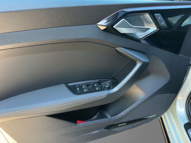 A1 Sportback 35 1.5 TFSI S-tronic S line LED ACC