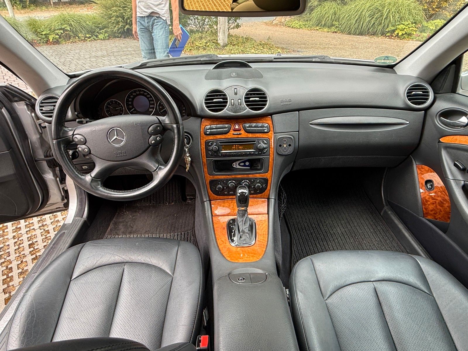 Fahrzeugabbildung Mercedes-Benz CLK 320