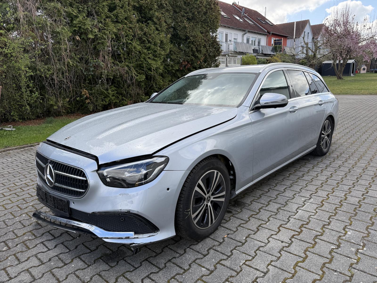 Mercedes-Benz E 220 d 4MATIC T-Modell AVANTGARDE 9G MBUX WIDES