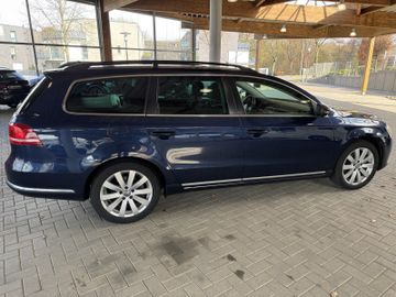 Volkswagen Passat Variant - 5