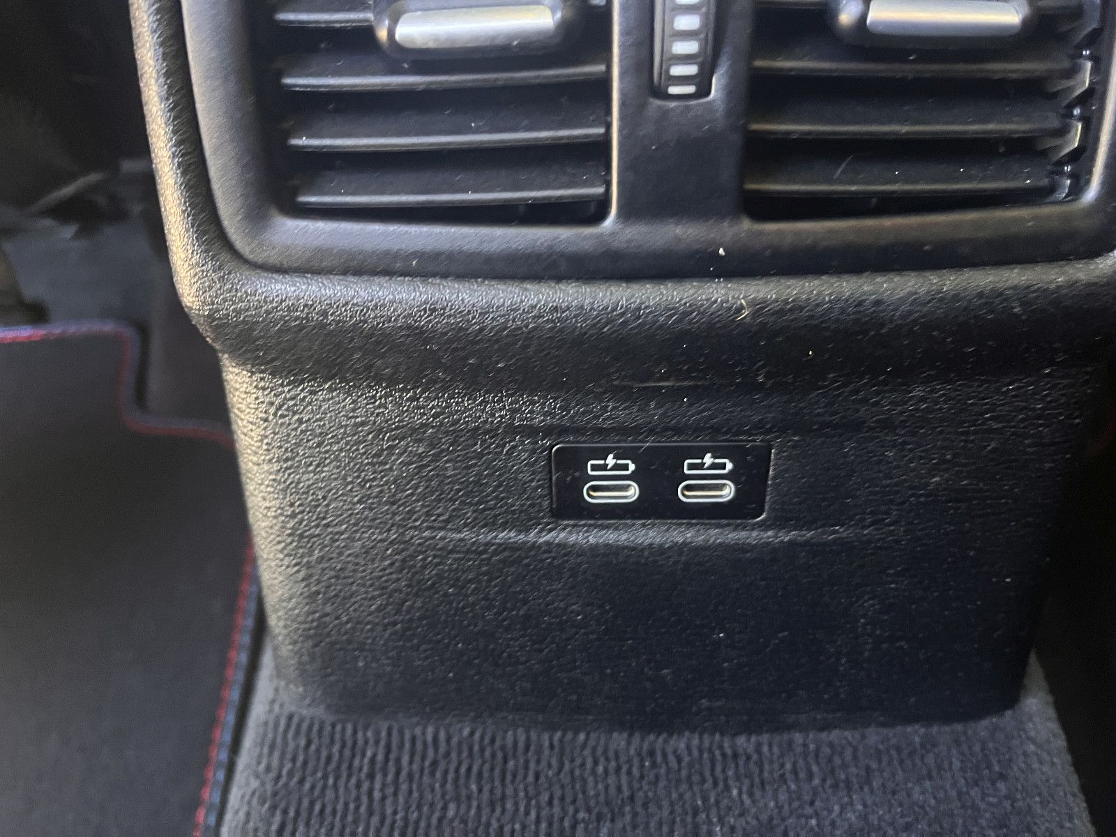 Fahrzeugabbildung BMW X1 xDrive25i Sport Line Steptronic