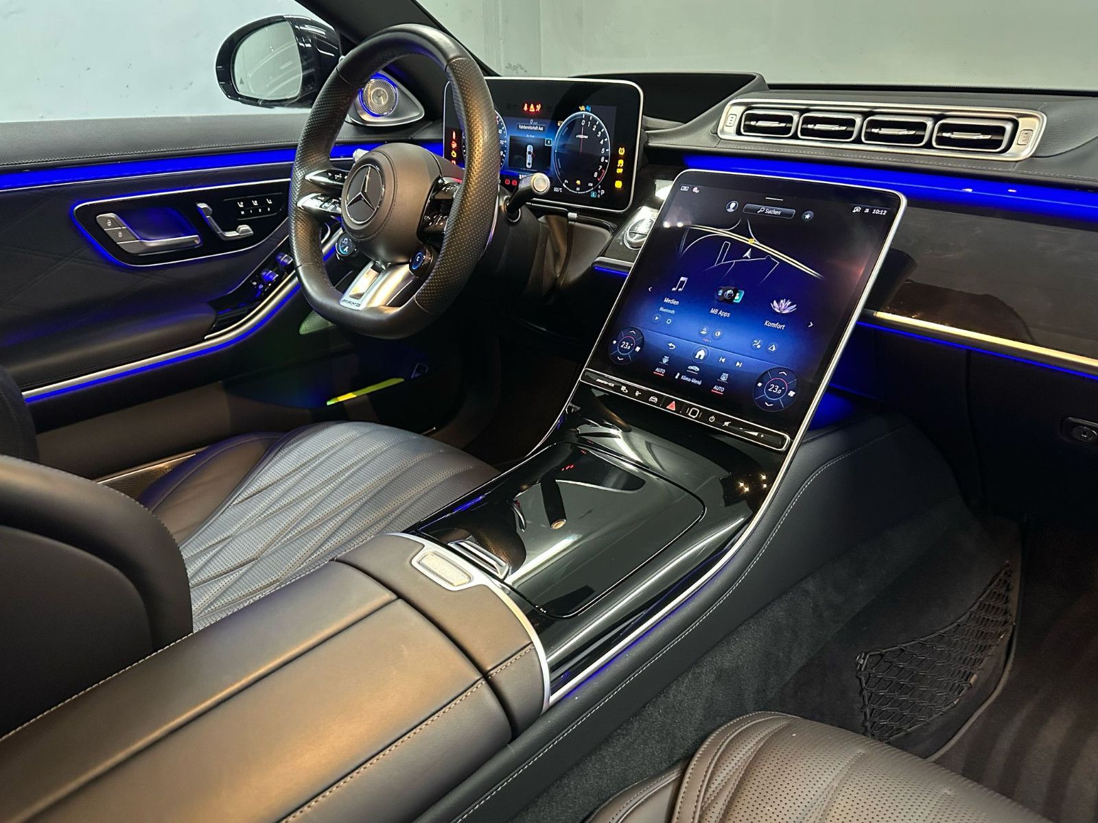 Fahrzeugabbildung Mercedes-Benz S 63 E Performance L *KERAMIK*PANO*TV*MASSAGE*