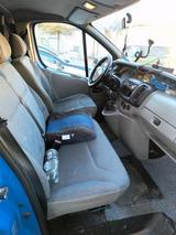 Renault Trafic 2,5 l - gebrauchte Renault Trafic aus dem Jahr 2005