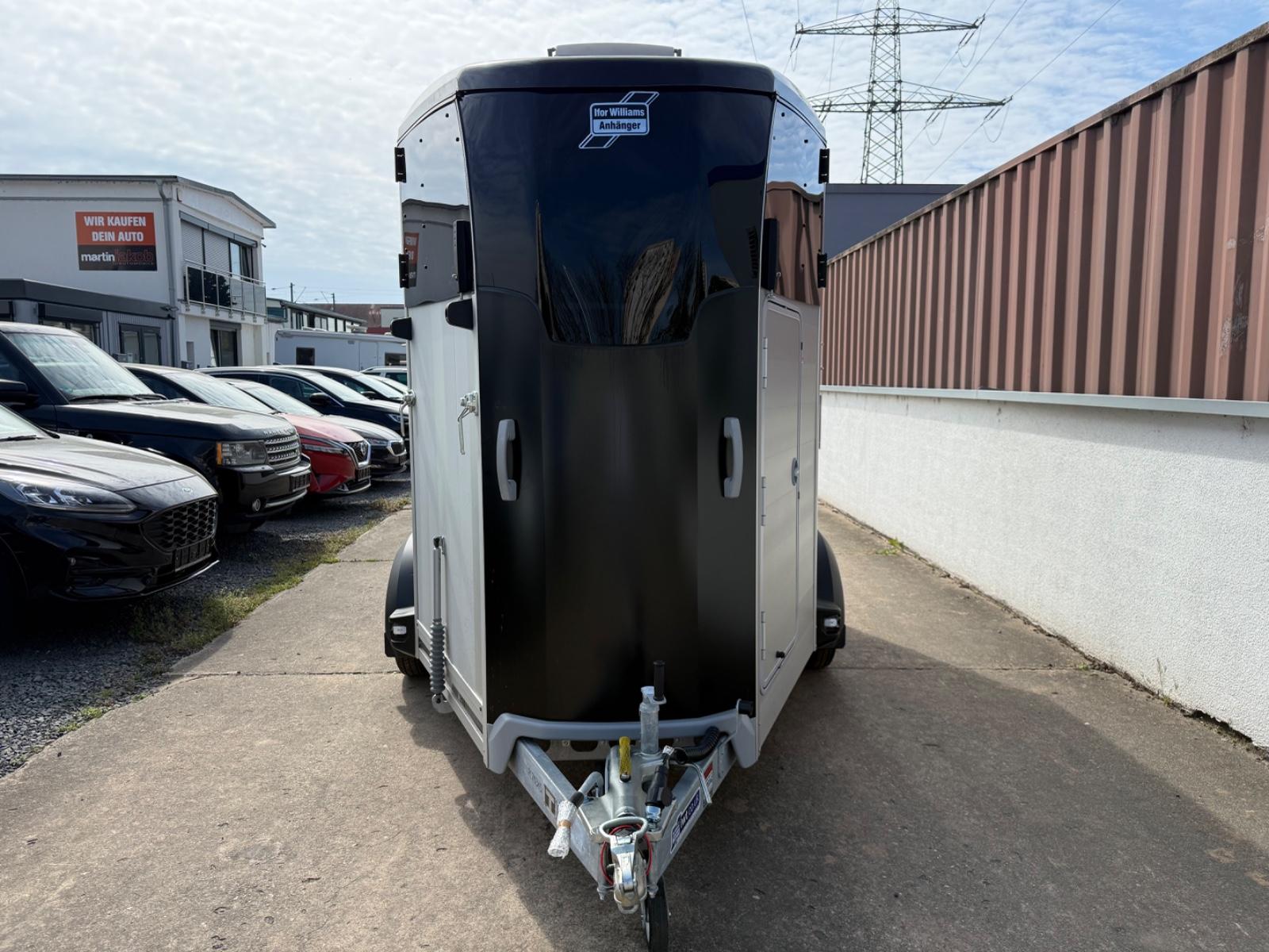 Ifor Williams HBX511+Black+2 Pferde+Luxus+Komfort