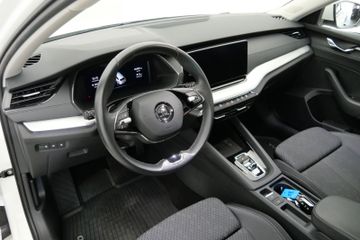 Skoda Octavia Combi Clever 2.0 TDI DSG NAV PDC HUD