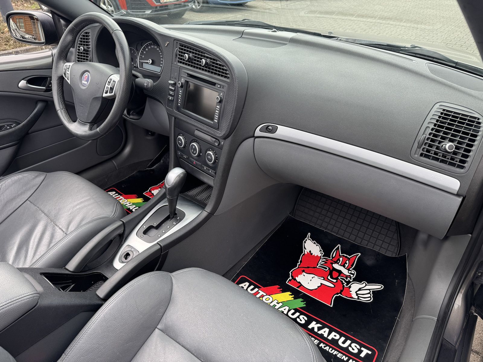 Fahrzeugabbildung Saab 9-3 1.9 Cabrio Automatik/StandHz/Leder/Navi/Ahk