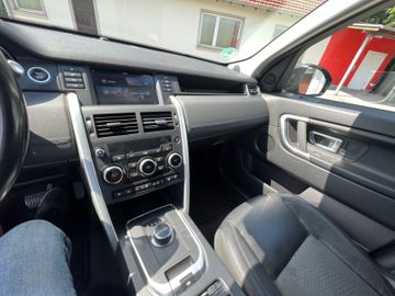 Land-Rover Discovery Sport - 9