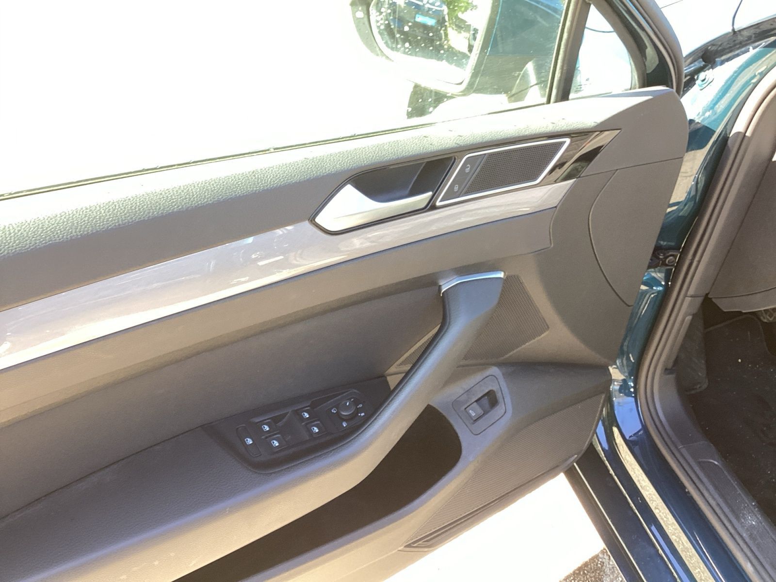 Volkswagen Passat Variant - Bild 14