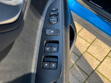 Kia Stonic 1.0T 48V Vision Navi Sitzheizung Klima