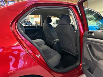 Volkswagen Jetta V Comfortline *Xenon*TÜV*AHK*